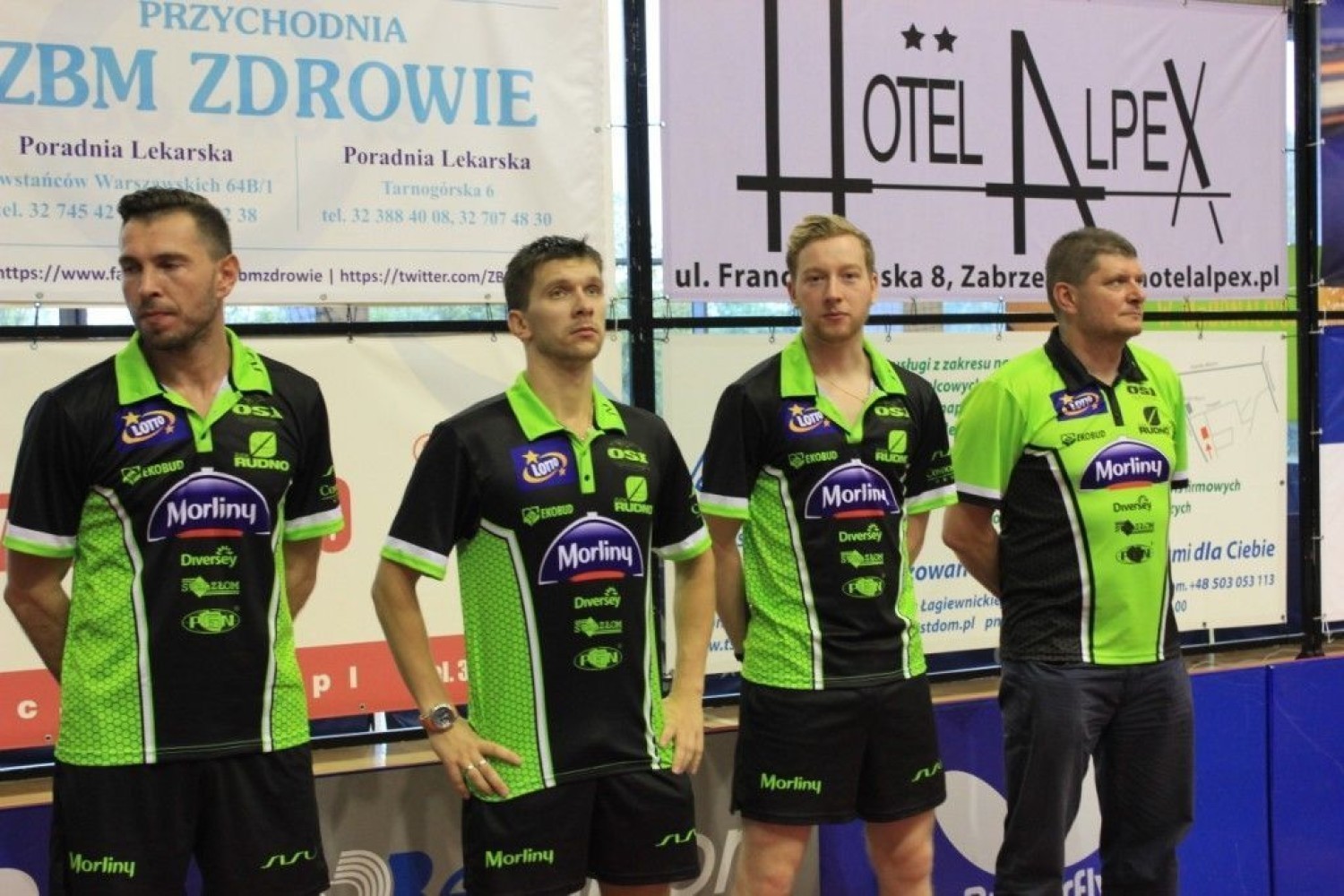 Morliny Ostróda: Tomasz Krzeszewski - trener, Robin Devos, Mikhail Paikov i Bartosz Such