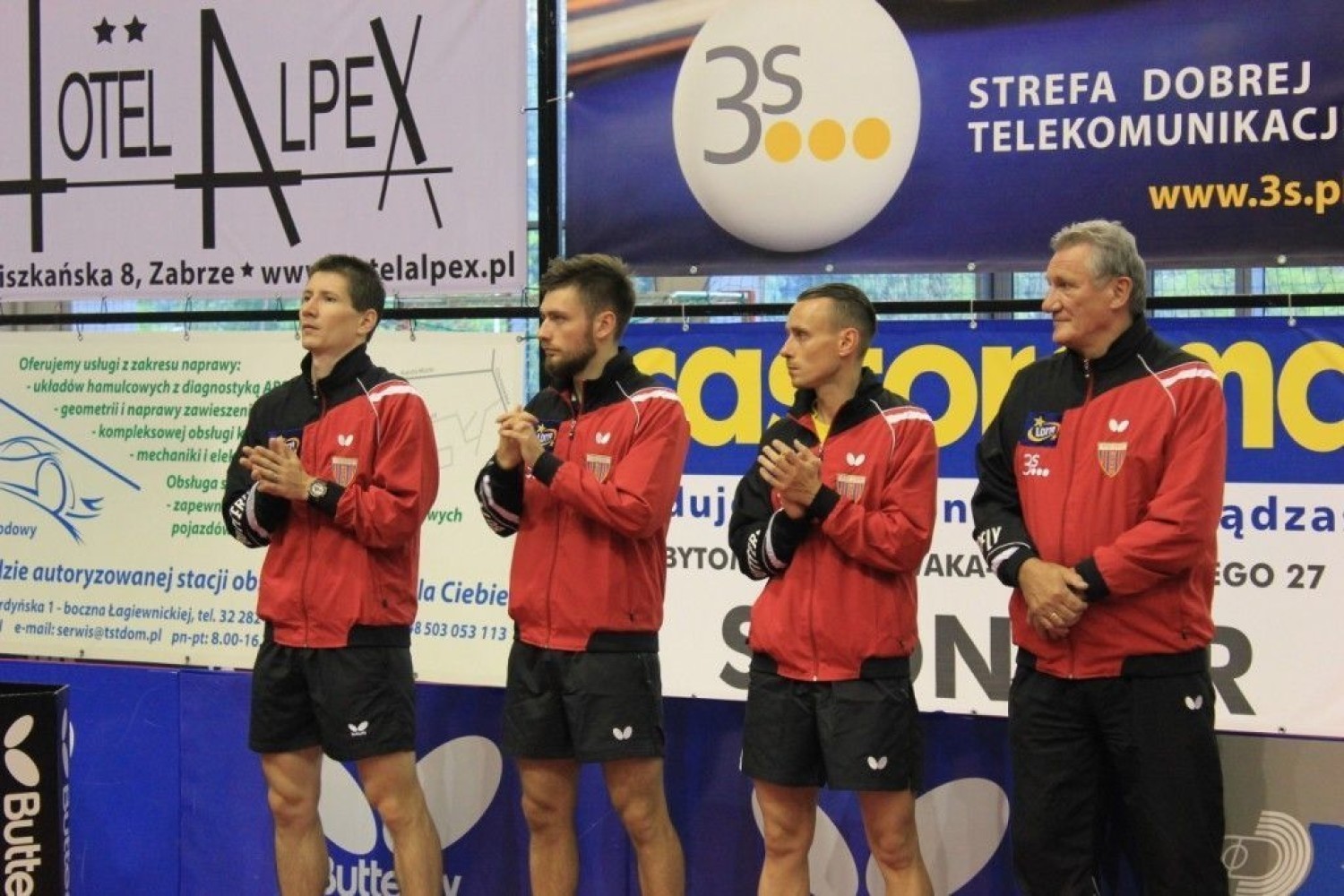 3S Polonia Bytom: Michał Napierała - trener, Paweł Chmiel, Robert Floras i Tomas Konecny