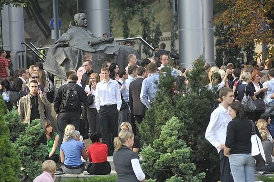 Alarm bombowy w Starym Browarze sparaliżował centrum Poznania