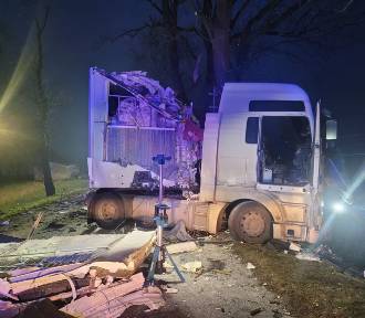 Wypadek na drodze wojewódzkiej nr 106 w okolicy Bęczna