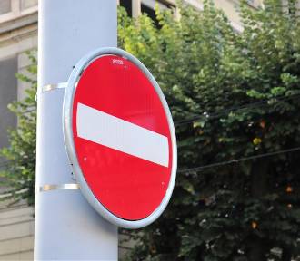 To już pewne - opłaty za wjazd do centrum wchodzą w życie. Zdrożeje też paliwo 