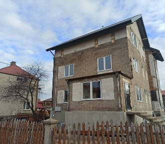 W Dąbrowie Białostockiej trwa remont budynku, w którym powstanie rodzinny dom dziecka
