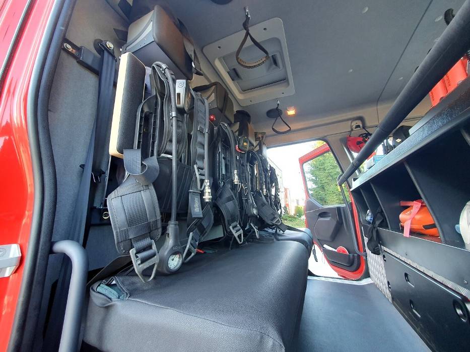 Nowy wóz strażaków w Leszna
