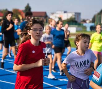 Dębica doczekała się nowoczesnego stadionu lekkoatletycznego [WIDEO]