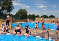 Ceny biletów na letnie baseny w Ciechocinku 2023. Zmiany na kompleksie wodnym 
