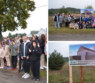 Uroczyste zawarcie umowy wykonawczej na budowę Szkoły Podstawowej w Nądni