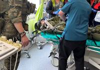 Ranny żołnierz w częstochowskim szpitalu. Został przetransportowany śmigłowcem