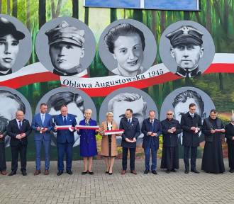 Mural będzie przypominać o tragedii sprzed 77 lat 