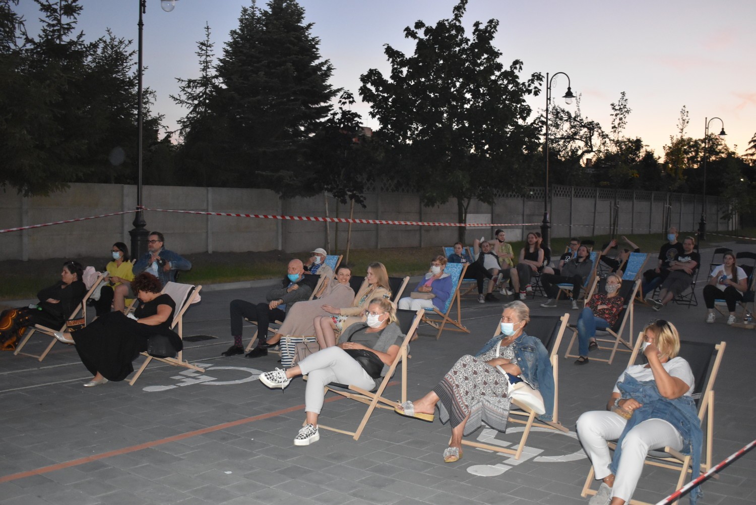Musical "Hair" zainaugurował tegoroczną edycję kina plenerowego organizowanego przez Dom Kultury w Pleszewie