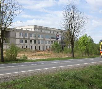 W Gniewomirowicach tuż za Legnicą w gminie Miłkowice powstaje szpital, zdjęcia 