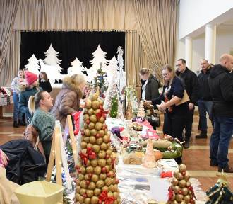 II Kiermasz Świąteczny w Pokrzydowie w gminie Zbiczno. Zobacz wideo