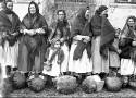 Przedwojenna Wielkanoc pod Krakowem. Święcenie pokarmów w kościele św. Wojciecha. Zobaczcie niezwykłe, archiwalne zdjęcia