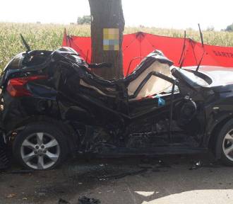 Trwa śledztwo w sprawie tragicznego wypadku w Kajetanowie. Zginęła 64-latka
