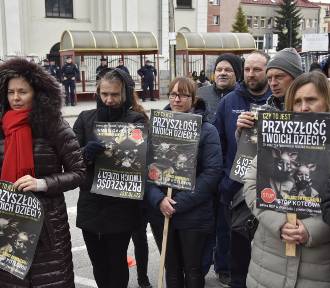 Protesty w sprawie spalarni i gorzelni w Wielopolu przynoszą efekty