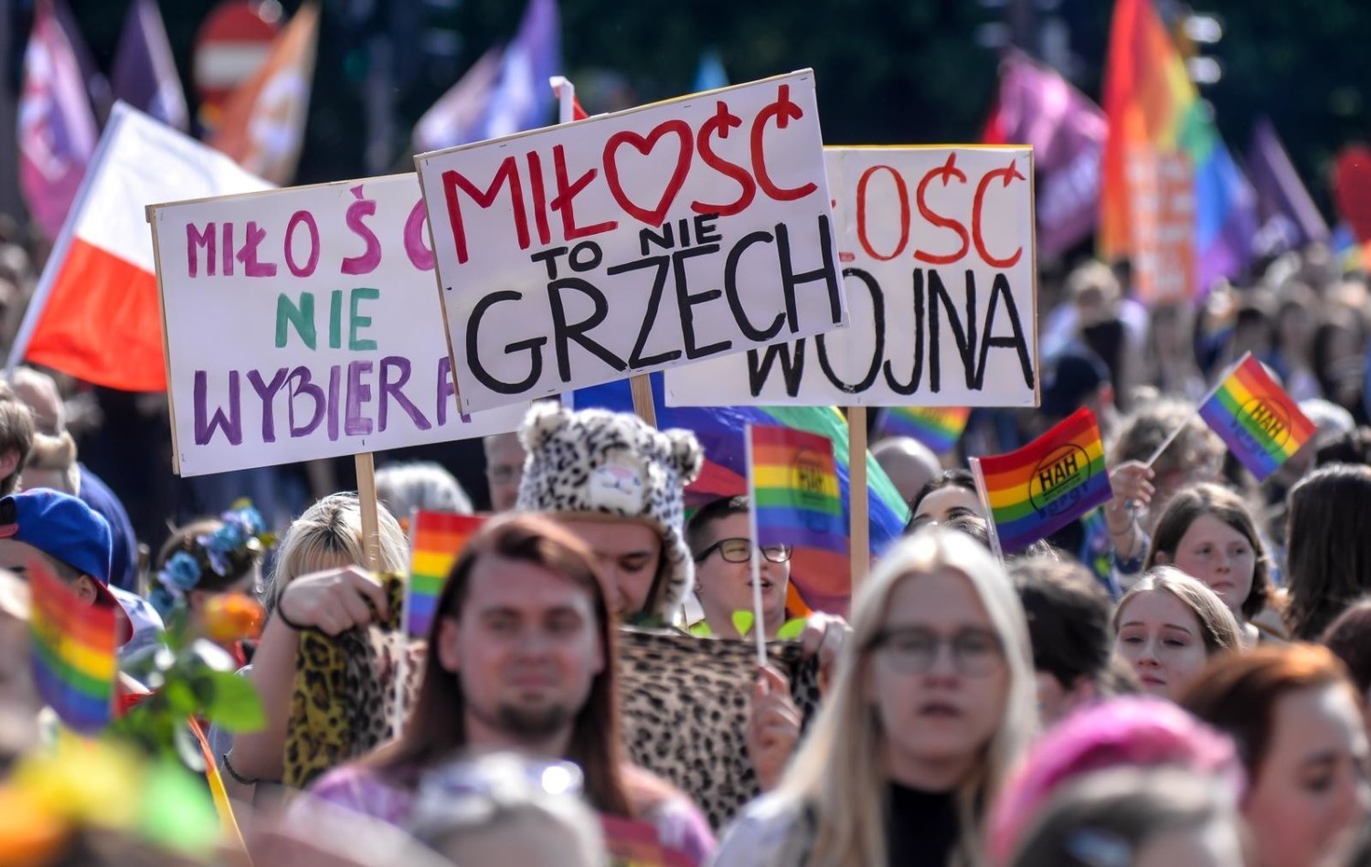 Akcja #jestemLGBT na Twitterze od kilku dni zyskuje na popularności