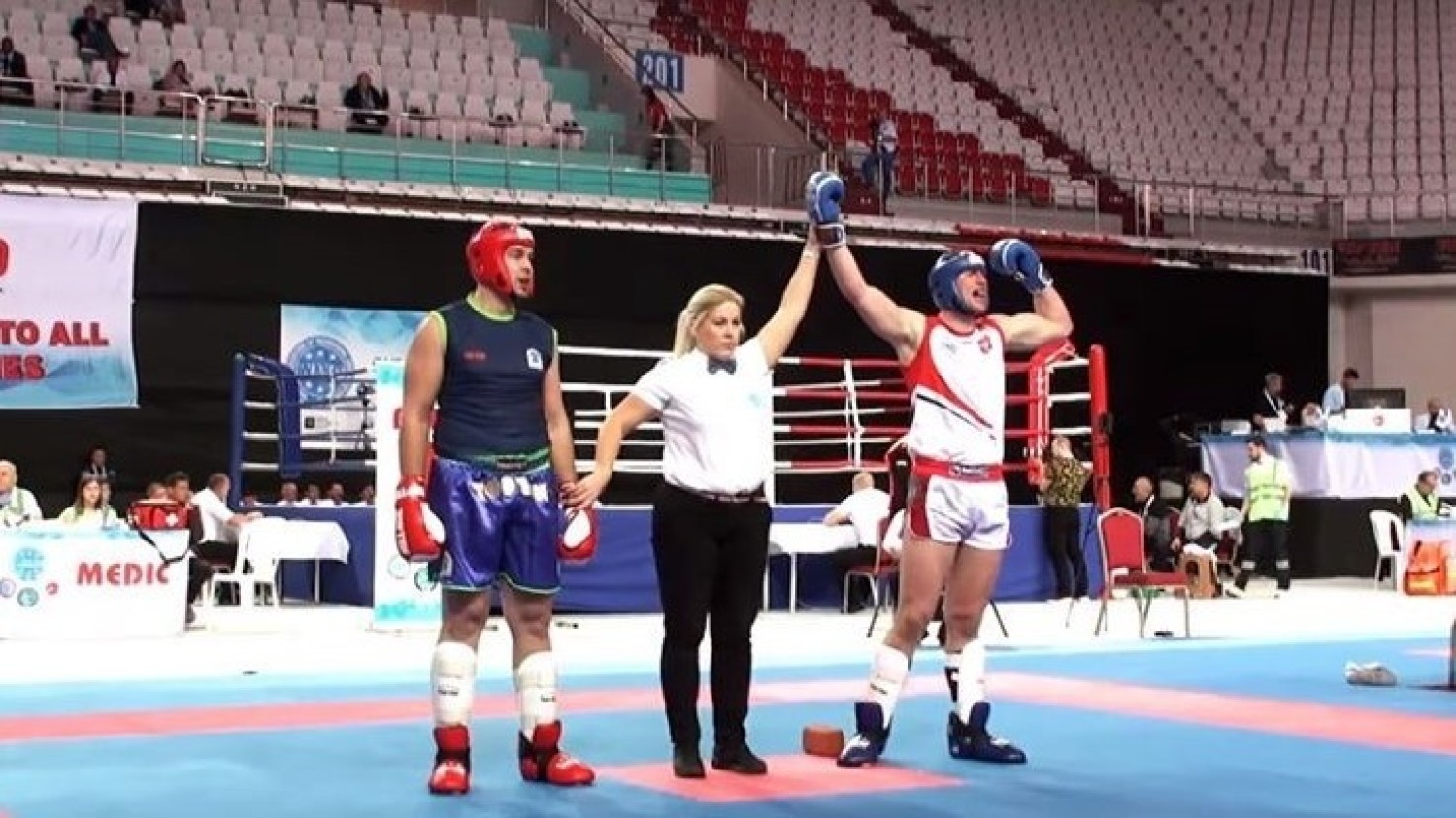Rafał Gąszczak, kickbokser Akademii Sportów Walki Knockout Zielona Góra, został mistrzem świata