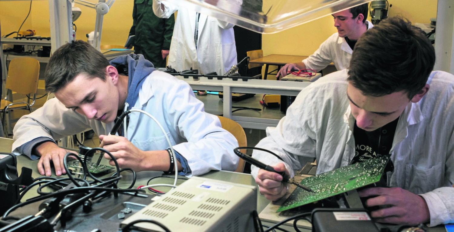 W ogólnopolskim rankingu techników na drugim miejscu uplasowało się krakowskie Technikum Łączności nr 14