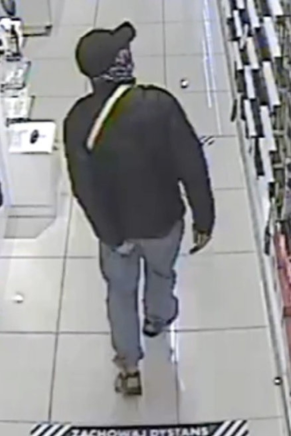 Policjanci poszukują tego mężczyznę