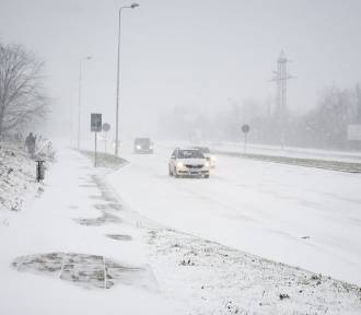 Burze śnieżne przetaczały się przez Dolny Śląsk! Uważajcie ślisko i niebezpiecznie