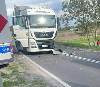 Wypadek w Oświęcimiu. Zderzyły się dwie ciężarówki i samochód osobowy