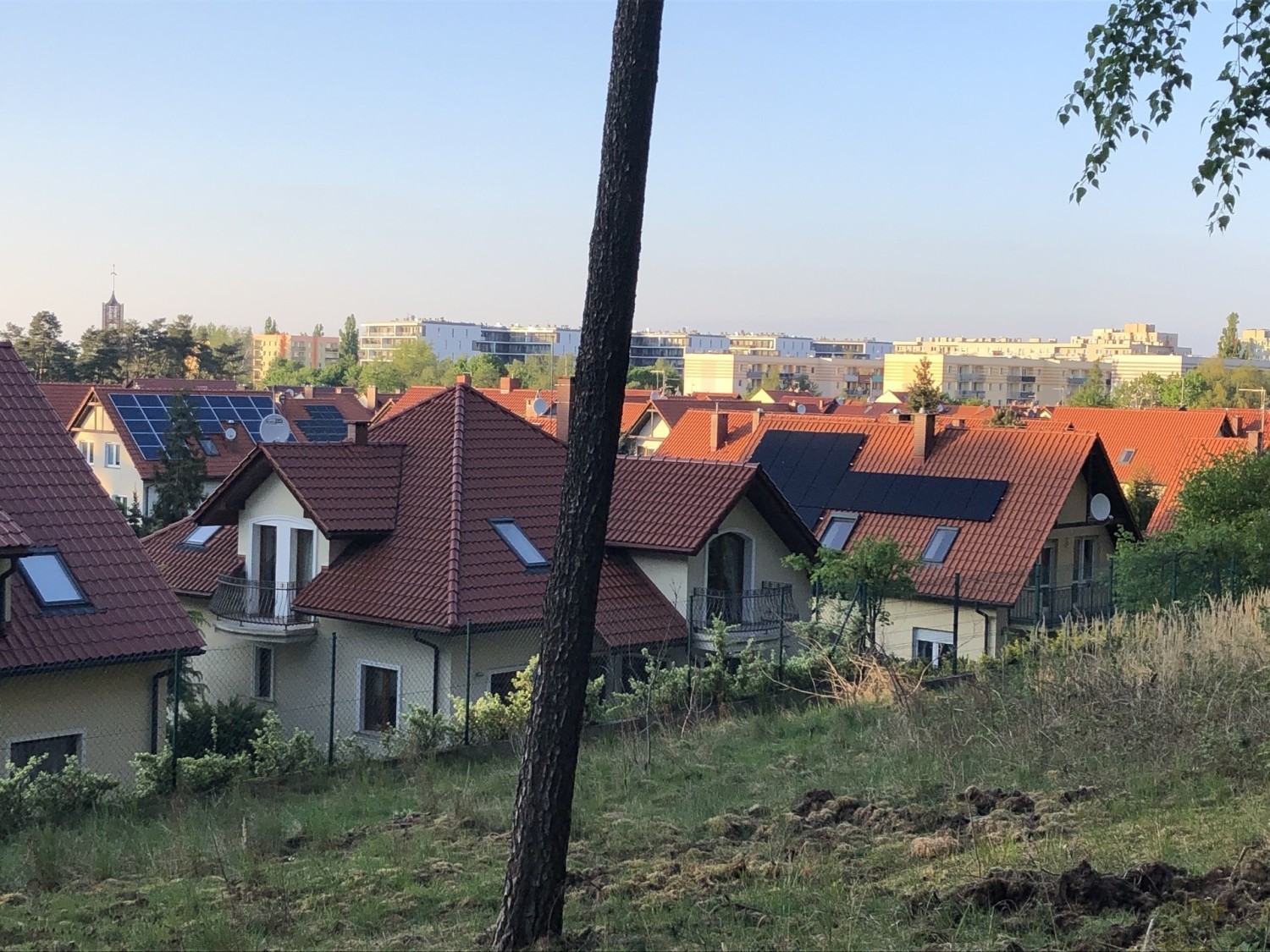 Zdjęcia wykonane podczas majowego spaceru z osiedla Zacisze na Wzgórza Piastowskie