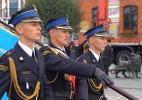 Strażacy z Pucka ze swoim sztandarem | WIDEO