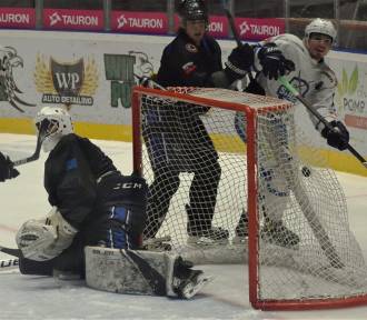 Hokej. Pierwsze zwycięstwo "Szabel" w ćwierćfinale EUHL