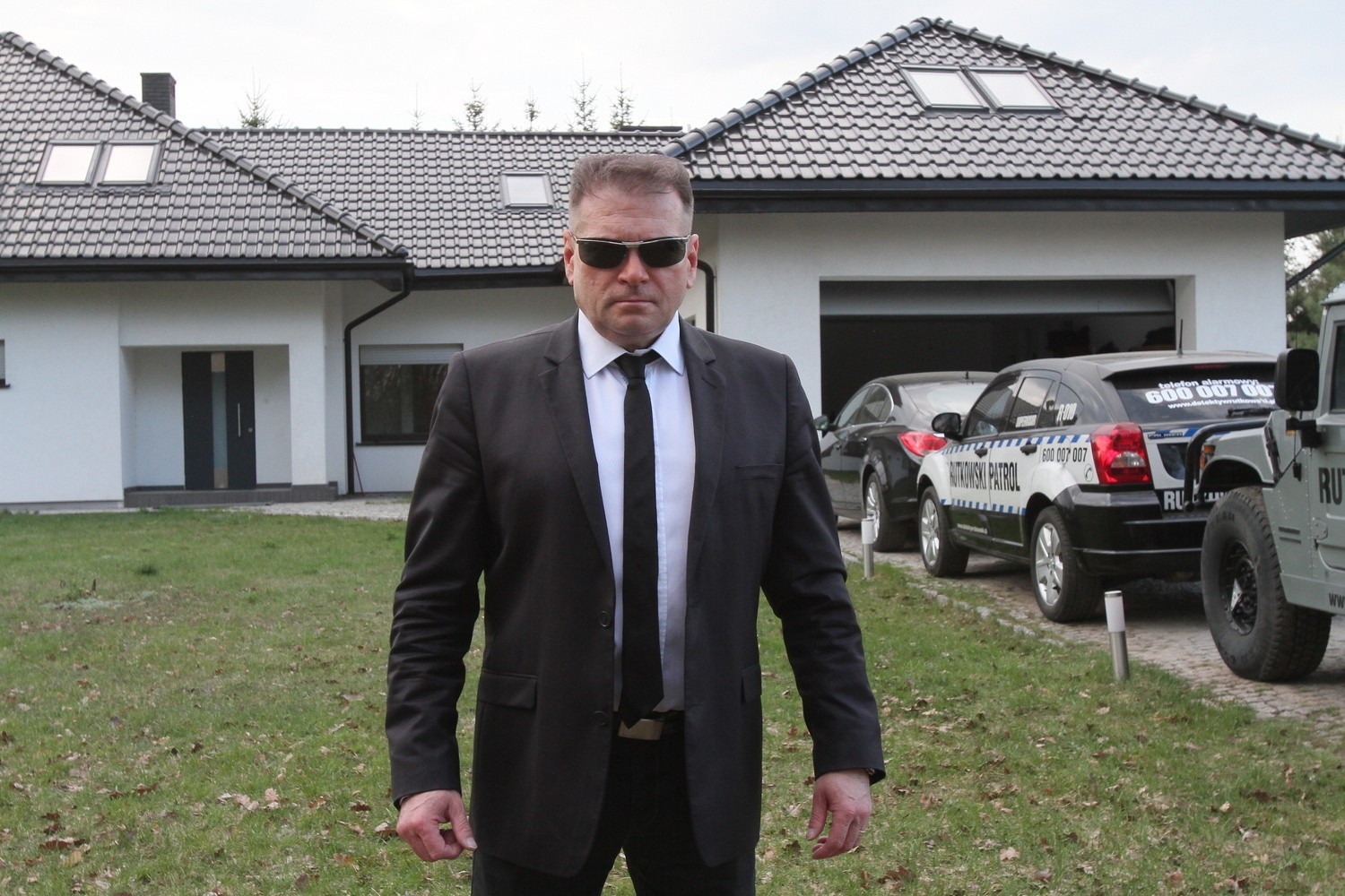 Dom Krzysztofa Rutkowskiego, zobacz jak mieszka łódzki detektyw Krzysztof RutkowskiZobacz na kolejnych slajdach zdjęcia domu Krzysztofa Rutkowskiego