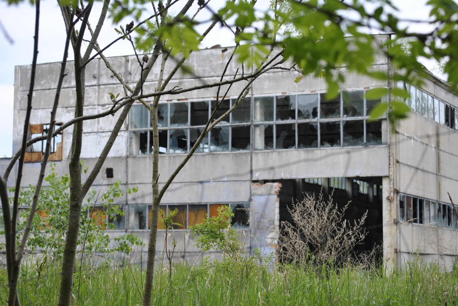 Dawna firma Bakutilu stoi pusta od kilkunastu lat