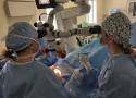 Leczenie jaskry będzie bardziej skuteczne. Szpital w Gliwicach wszczepia mikrostenty - rurki regulujące ciśnienie w oku