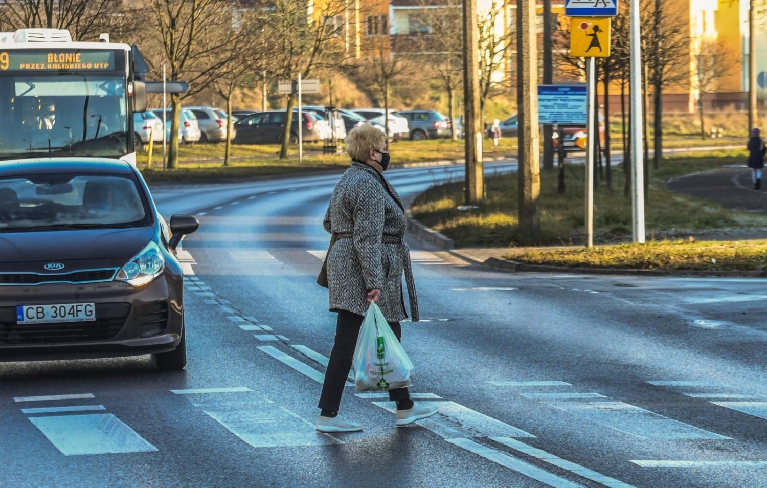 Nowe przepisy dla kierowców i pieszych 2021. Od 1 czerwca wchodzą w życie ważne zmiany!