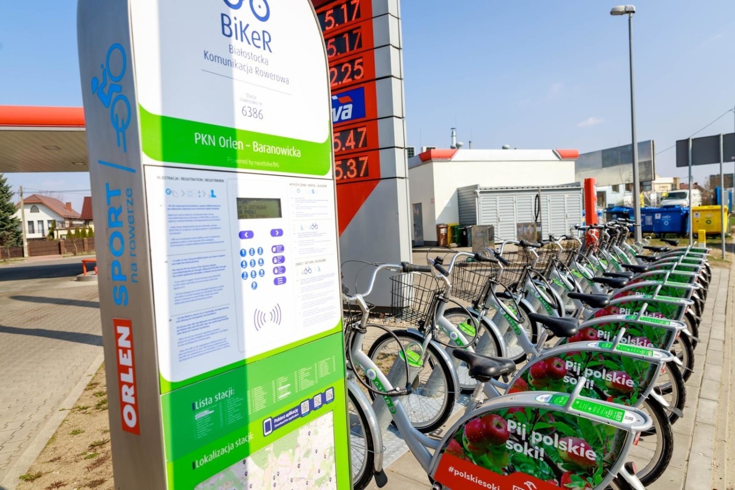Umowa podpisana przez miasto 8 maja obejmuje zorganizowanie systemu składającego się z 54 stacji i 540 rowerów