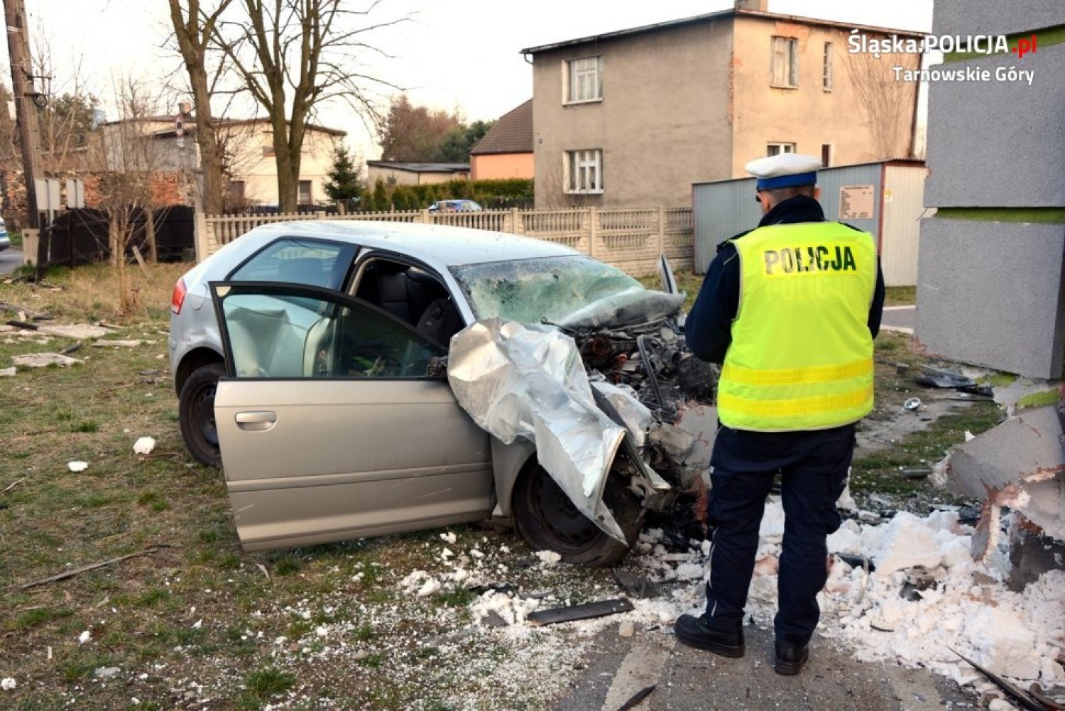 Śmiertelny wypadek w Tarnowskich Górach. Nie żyje 23-latek