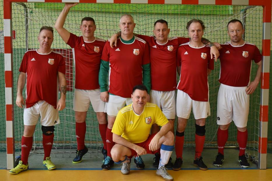 Charytatywny turniej halowej piłki nożnej w Dobrzycy