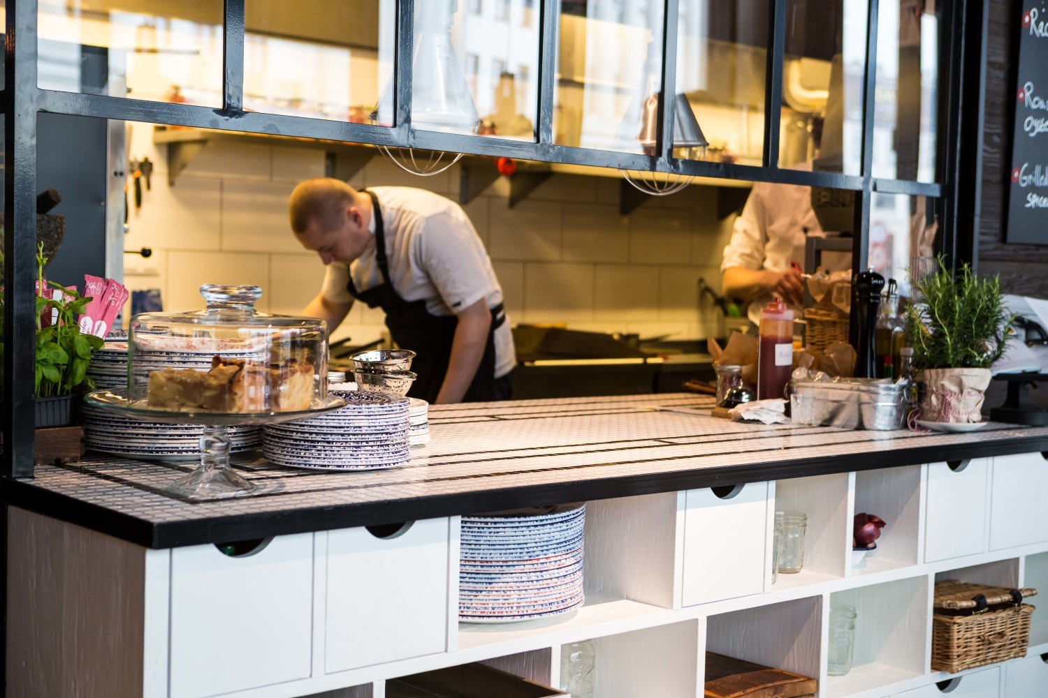 The Alchemist Gastropub - tu piwo leje się wprost ze ściany