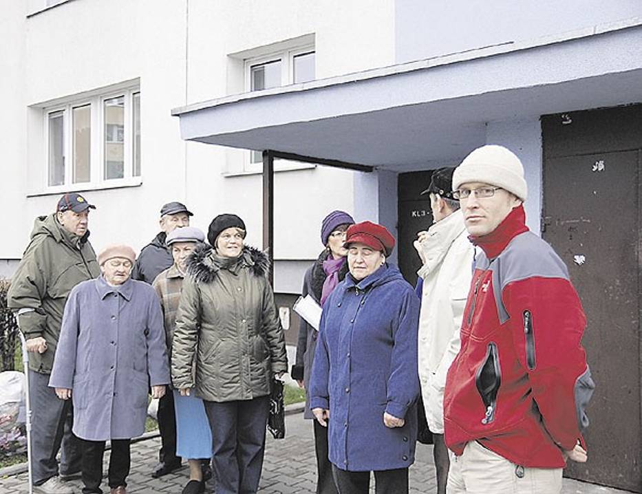 - Nie mamy szans wygrać z władzami spółdzielni - komentowali rozżaleni lokatorzy po spotkaniu z panią prezes