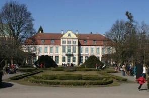 Pałac Opatów