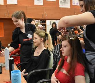 20 lat kształcenia w branży fryzjerskiej - Gala Absolwentów w ZDZ w Rzeszowie
