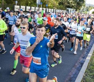 Maraton Warszawski ponownie na stołecznych ulicach. "To największa impreza biegowa"