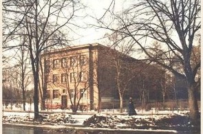 Gimnazjum nr 16 im. Króla Stefana Batorego, Kraków, ul. Konarskiego 2, telefon