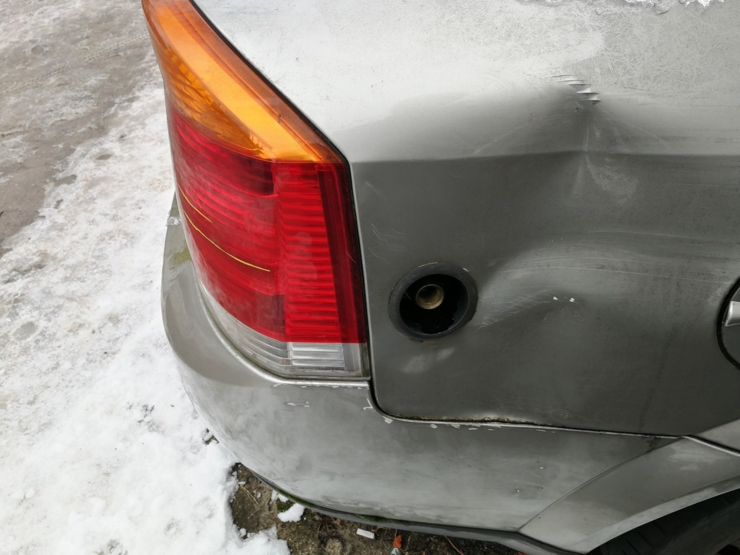 Wraki w Toruniu. To one straszą na ulicach i zajmują miejsca na parkingu. Mamy zdjęcia!