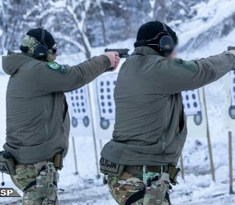 Funkcjonariusze CBŚP szkolili się ze strzelania różnymi rodzajami broni [FOTO, FILM]