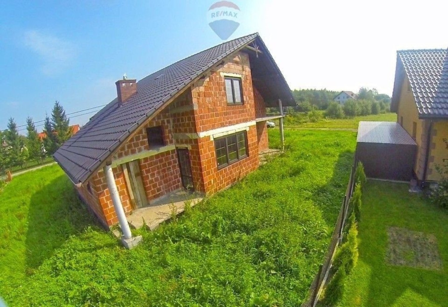 Dom Zator: rok budowy 2011, pow
