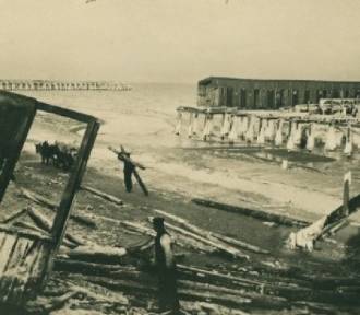 Sylwestrowy sztorm stulecia na Bałtyku. Zginęli ludzie, ogromna skala zniszczeń 