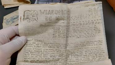 Unikatowe znalezisko. W Olkuszu, podczas remontu domu, odnaleziono dokumenty 116 pp Armii Krajowej z czasów II wojny światowej