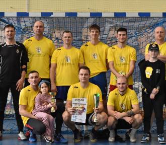 Dobra atmosfera, puchary, bony. Grand Prix Powiatu Tczewskiego w Futsalu 