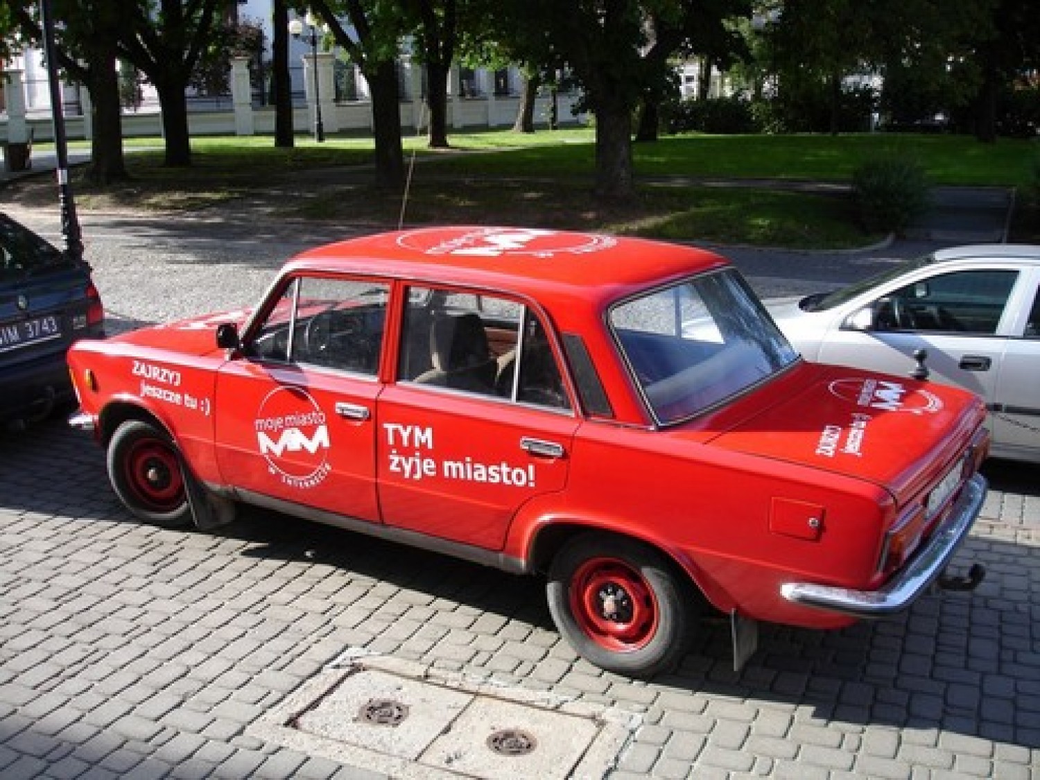 Czekamy na osoby, które urdziły się tego samego dnia, w którym pierwszy raz zarejestrowano nasze redakcyjne auto