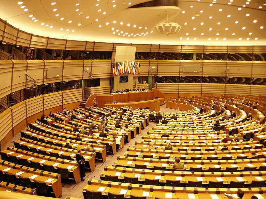 Wnętrze Parlamentu Europejskiego w Brukseli