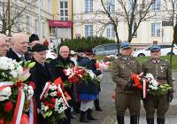 Upamiętnili 79. rocznicę powrotu Pruszcza do Polski. Mieszkańcy złożyli kwiaty