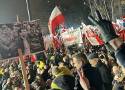 Protest Wolnych Polaków pod Sejmem. Na miejscu są setki osób z Pomorza. "Konstytucja, to coś więcej niż tylko nadruk na koszulce"
